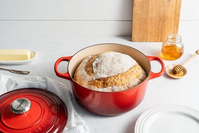Lot de 2 Cocottes Le Creuset Signature en fonte émaillée avec couvercle, 30 cm, 8,4 L + Set d'écumoires Le Creuset offert